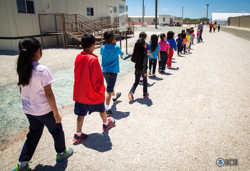 immigrant-children-at-dilley-detention-center-july-2015