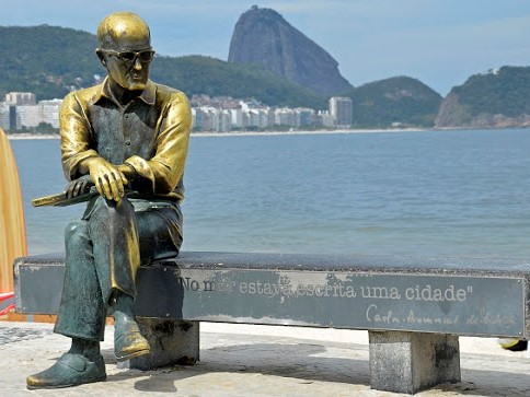 Statue of Carlos Drummond de Andrade - Copacabana - Rio de Janeiro